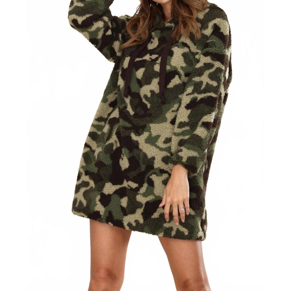 NEW COLLECTIVE RACK over size camouflage teddy hoodie in green